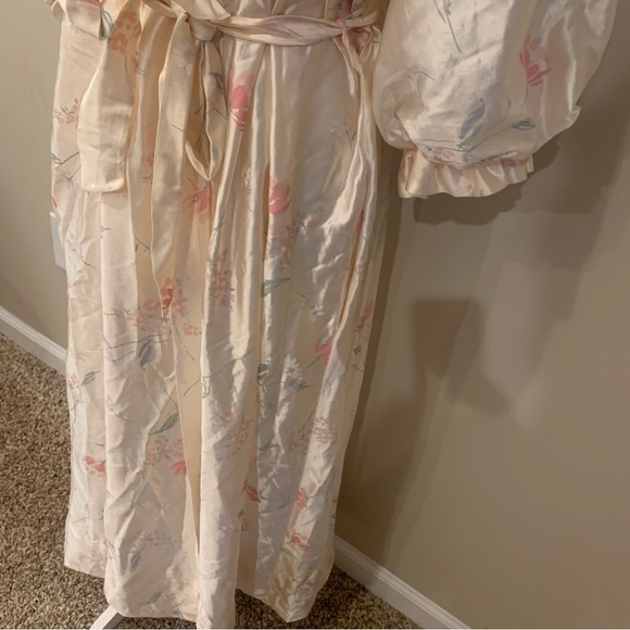 Vintage JC Penney Misses Robe Satin Floral Puff Sleeve Ruffle Trim Robe - Picture 4 of 16